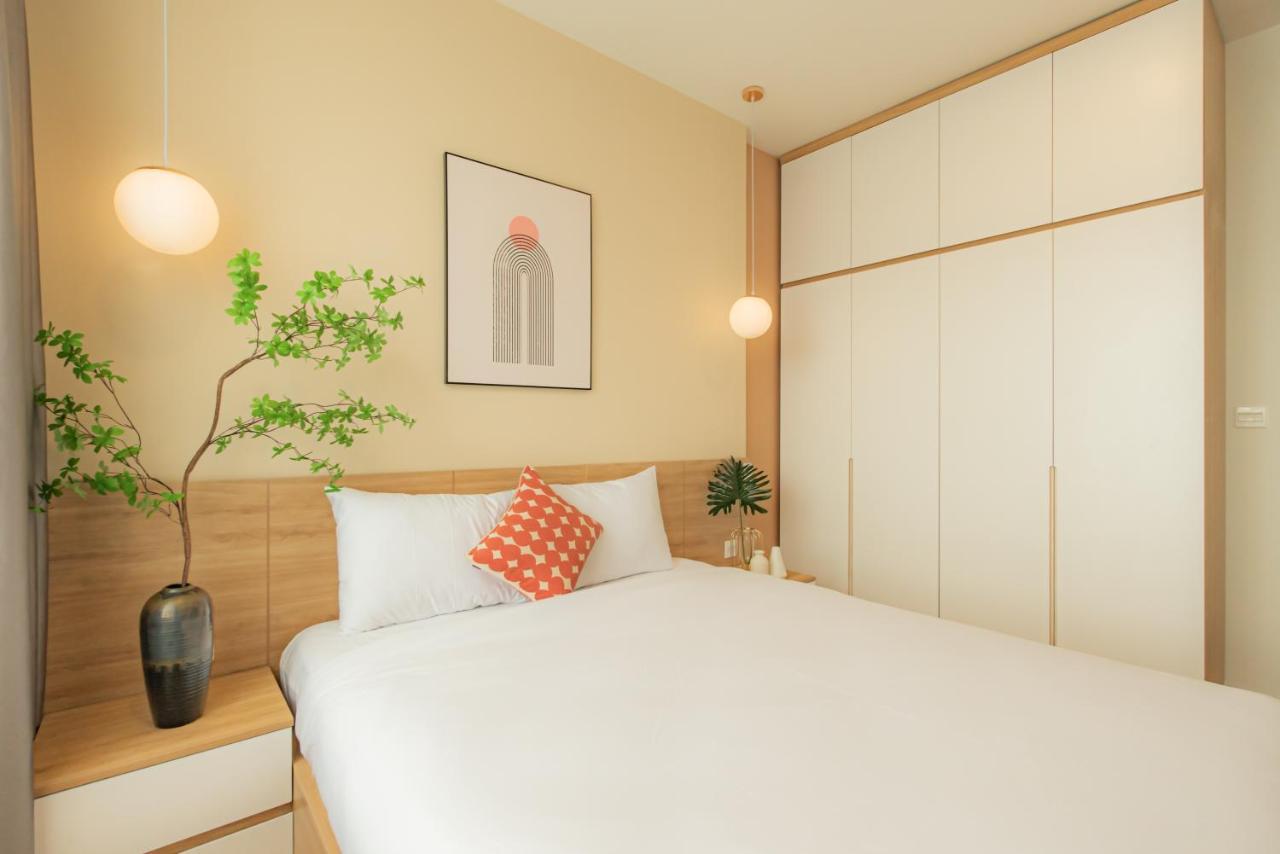 9Trip Stay In Soho Residence - 3 Bedrooms Apartment In District 1, Next To Bui Vien Walking Street - Free Saigon Nightlife Walking Tour Thành Pho Ho Chí Minh Esterno foto