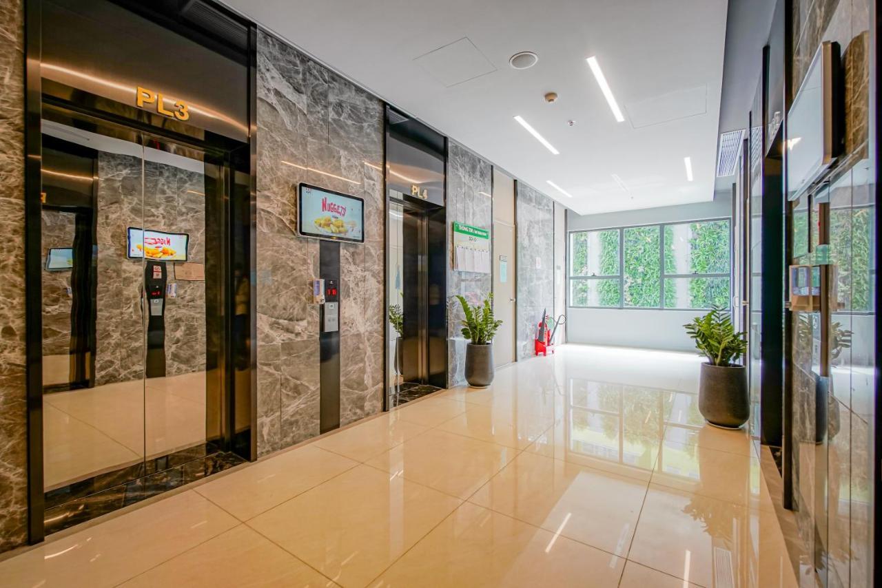 9Trip Stay In Soho Residence - 3 Bedrooms Apartment In District 1, Next To Bui Vien Walking Street - Free Saigon Nightlife Walking Tour Thành Pho Ho Chí Minh Esterno foto